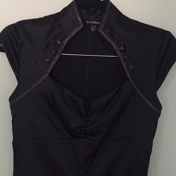 Black dress - Picture 2 of 7